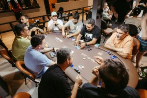 Vì sao quản lý vốn là yếu tố sống còn trong poker?