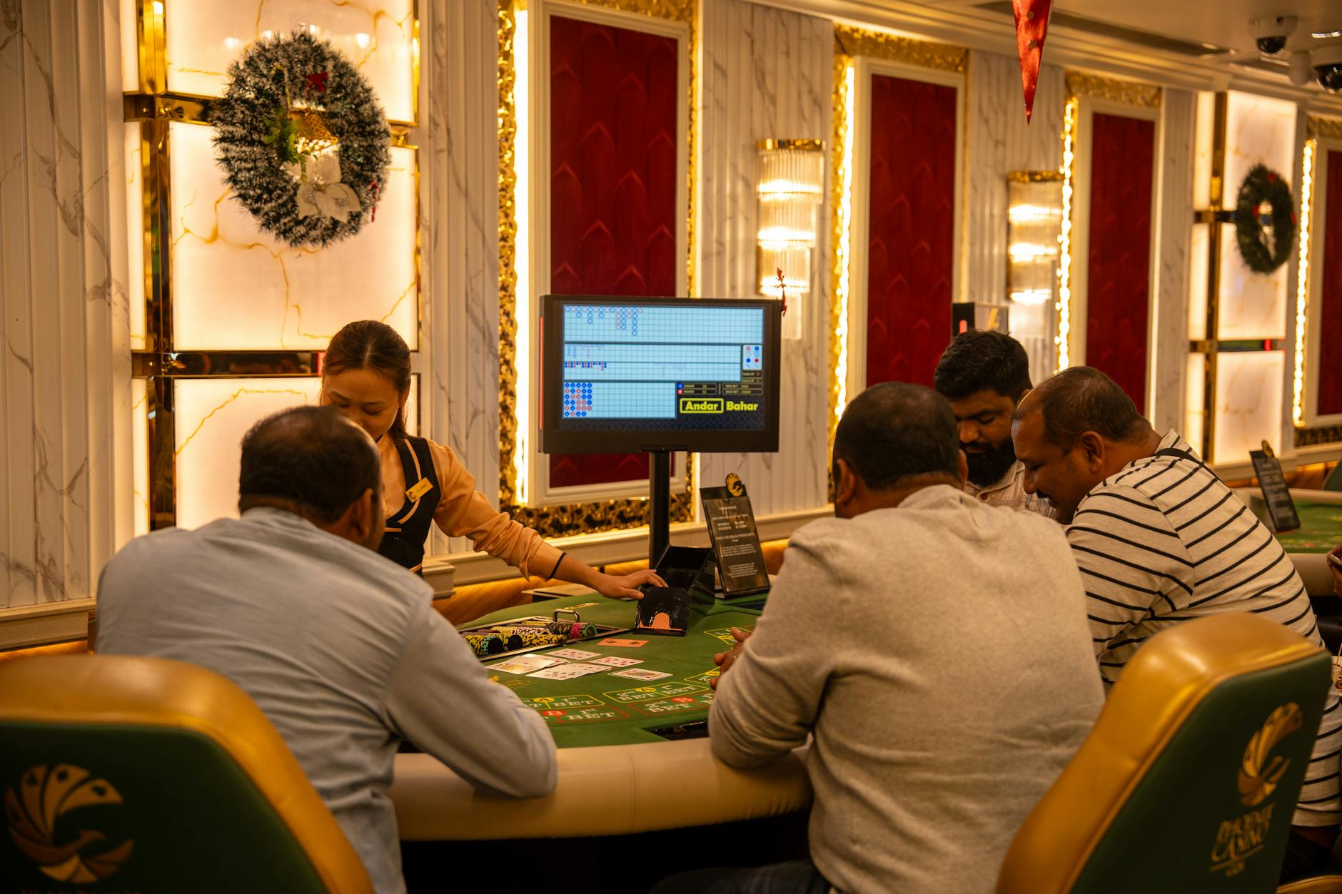 Xây bankroll riêng và tách khỏi tiền sinh hoạt
